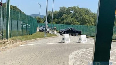 У Корбана при в'їзді в Україну вилучили паспорт
