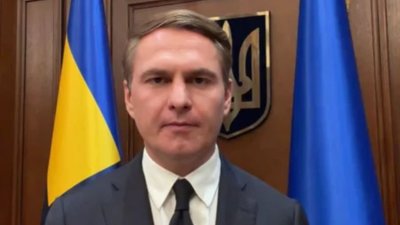 Кравченко підтвердив, що виїхав за кордон