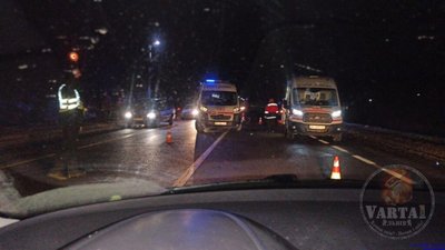 Біля Страдчу сталась аварія: на місці події - дві "швидких" (ФОТО, ВІДЕО)