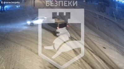 У Львові через нерозчищені дороги не розминулись автомобілі