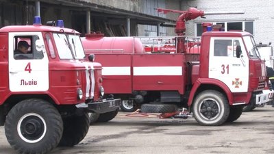 На Львівщині сотні рятувальників та спецавтомобілів  гарантують безпеку під час виборів