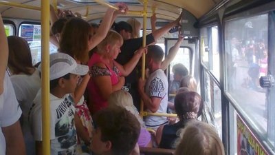 Зеленський дав вказівку вирішити питання з кондиціонерами у тролейбусах Запоріжжя і не вимагає цього від мера Львова