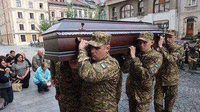Завтра Львів попрощається із захисником Василем Вінічуком