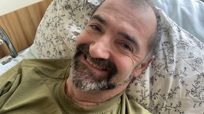 Львівський історик, який потрапив під мінометний обстріл, знову вчиться ходити