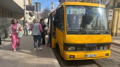 У Львові до вулиці Малоголосківської їздитиме маршрутка