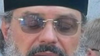 У яких окулярах московський піп прийшов до Садового