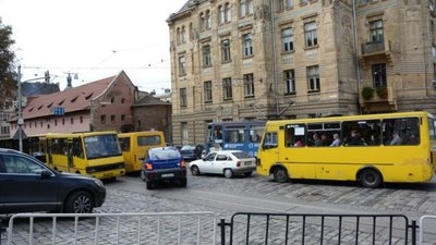 У Львові відновив роботу автобусний маршрут №17