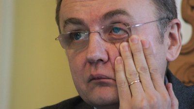Ганущин звинуватив Садового у спробі крадіжки
