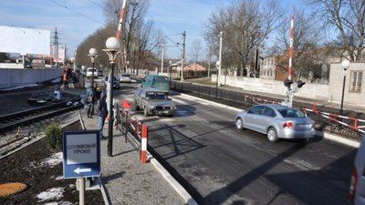 У Львові перекрили для руху вулицю Генерала Курмановича в межах залізничного переїзду