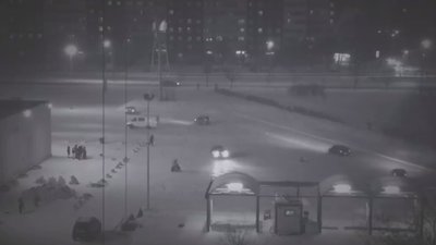 У Львові мотоциклісти і автомобілісти влаштували дрифтинг біля супермаркету на Сихові (ВІДЕО)