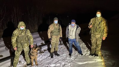 На Львівщині прикордонники затримали громадянина Молдови (ФОТО)