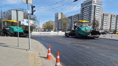 У Львові на Стрийській завершили асфальтування (ВІДЕО)