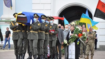 У Києві попрощалися з політв’язнем Орестом Васкулом (ФОТО)