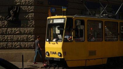 У Львові понижують ще одну зупинку