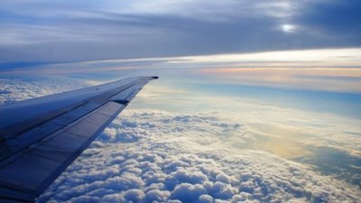 У аеропорту Торонто зіштовхнулися два літаки