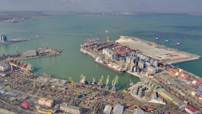 Російські війська влучили ракетами по Одеському порту