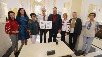 До 30-річчя Незалежності України на Львівщині погасили маркований конверт (ФОТО)