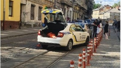 У Львові автомобіль збив дитину (ФОТО)