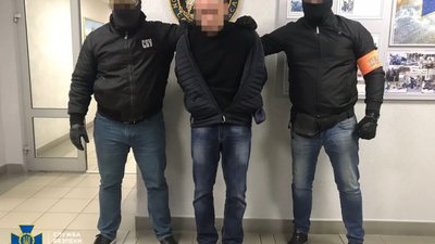 СБУ затримала бойовика «ДНР», який очолював незаконну в’язницю окупантів «Ізоляція»