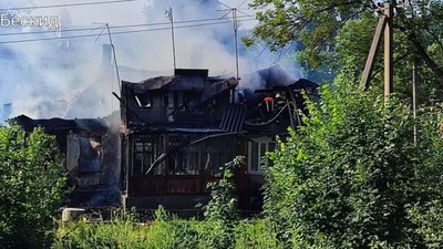 У Хирові горів житловий будинок (ФОТО)