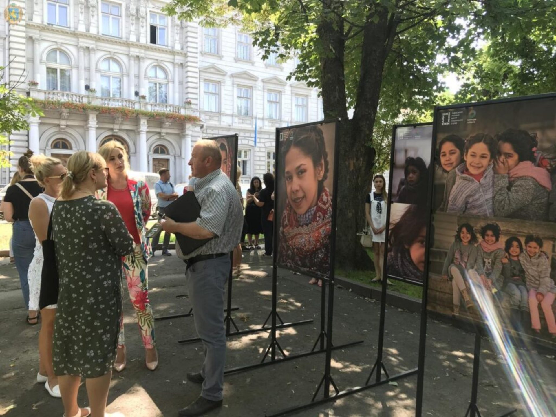 У Львові відкрили фотовиставку про ромів