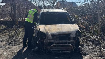 На Львівщині четверо підлітків палили автомобілі