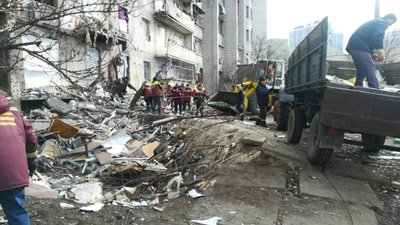 У Києві через обстріли окупантів пошкоджено понад 70 житлових будинків