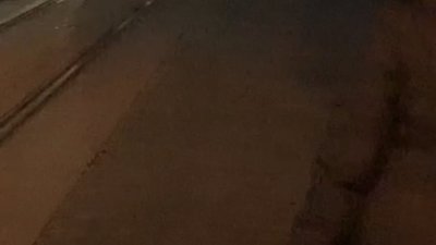 У Львові водій припаркувався посеред дороги (ВІДЕО)