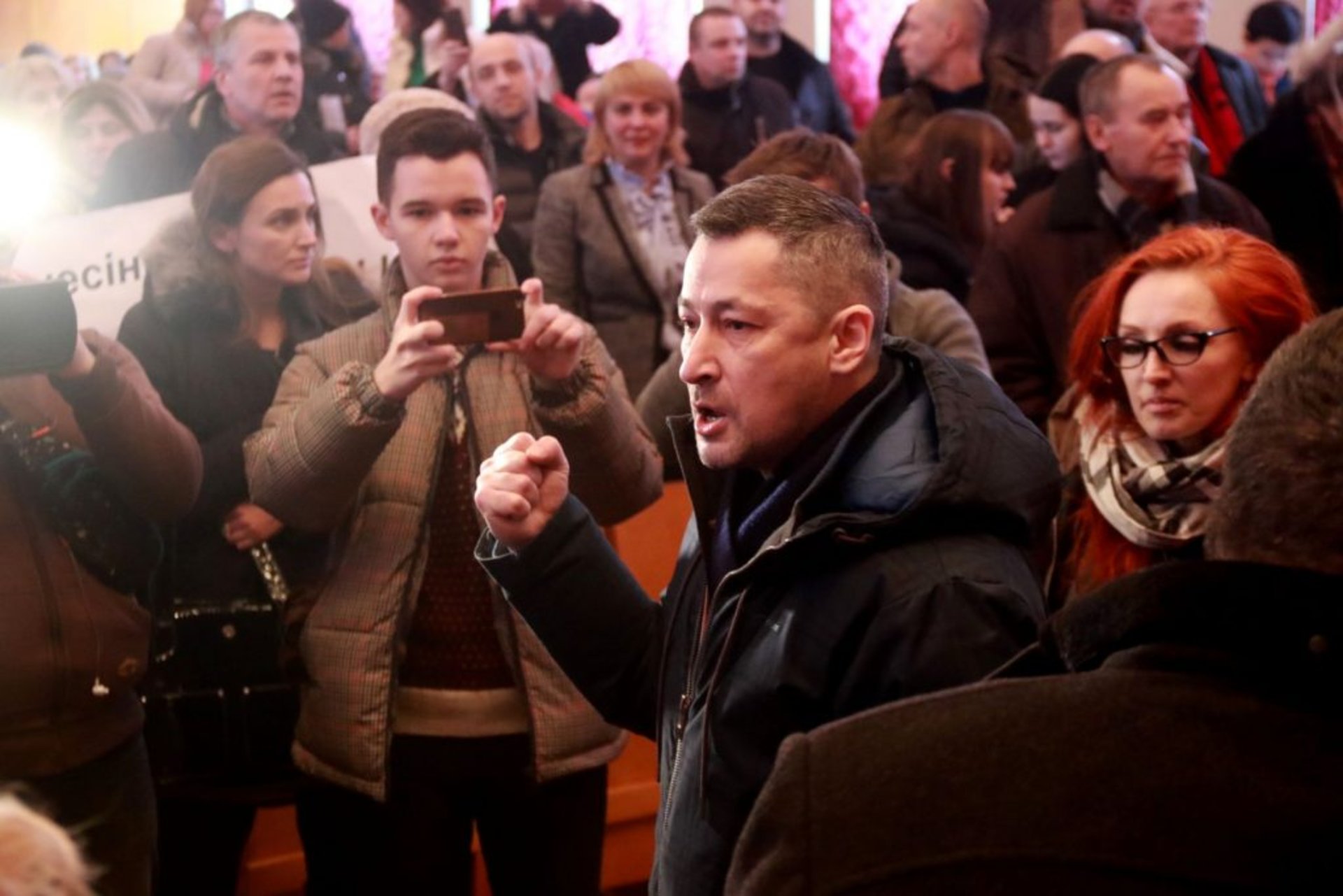 Громадське обговорення щодо будівництва сміттєпеперобного заводу на вулиці Пластовій у Львові. Фото 4studio