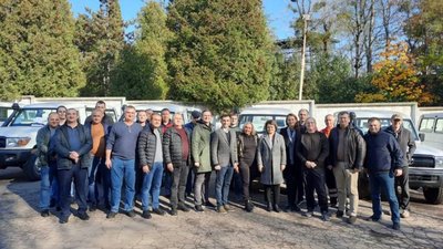 ​​Львівщина отримала першу партію позашляховиків, призначених для системи медицини катастроф