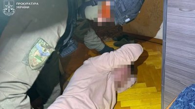 У Львові чоловік з ножем напав на працівника ТЦК