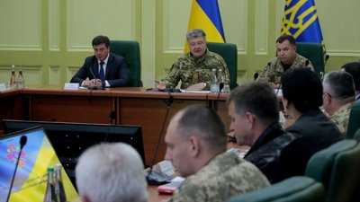 Житло для військовослужбовців має бути чітке розмежоване на службове, яке не можна приватизувати, і особисте, - Порошенко