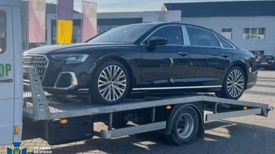 СБУ викрила бізнесмена зі Львова, який в обхід санкцій постачав до рф автомобілі преміум-класу (ФОТО)