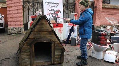 У Львові російське консульство перетворили на пам'ятник мародерству (ФОТО)
