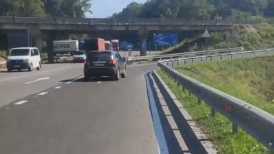 Біля Львова влаштували з'їзди на дворівневих транспортних розв’язках (ВІДЕО)