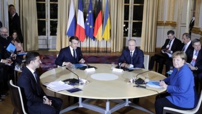 Безстрокове припинення вогню має розпочатись до кінця року, - Зеленський