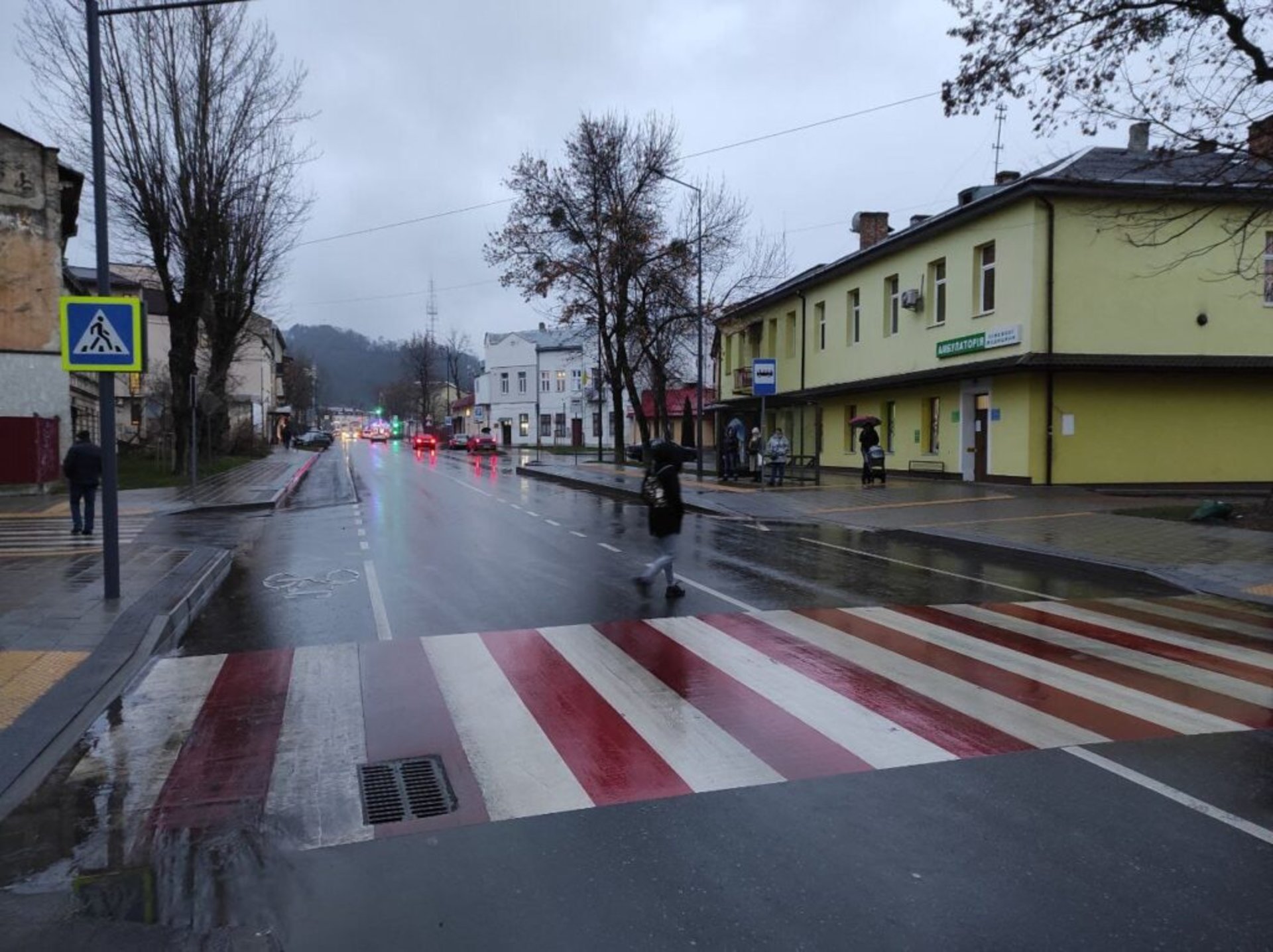 У Львові розповіли про недоліки ремонту вулиці Богдана Хмельницького, фото Зручне місто