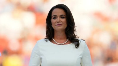 Президентка Угорщини Новак подала у відставку