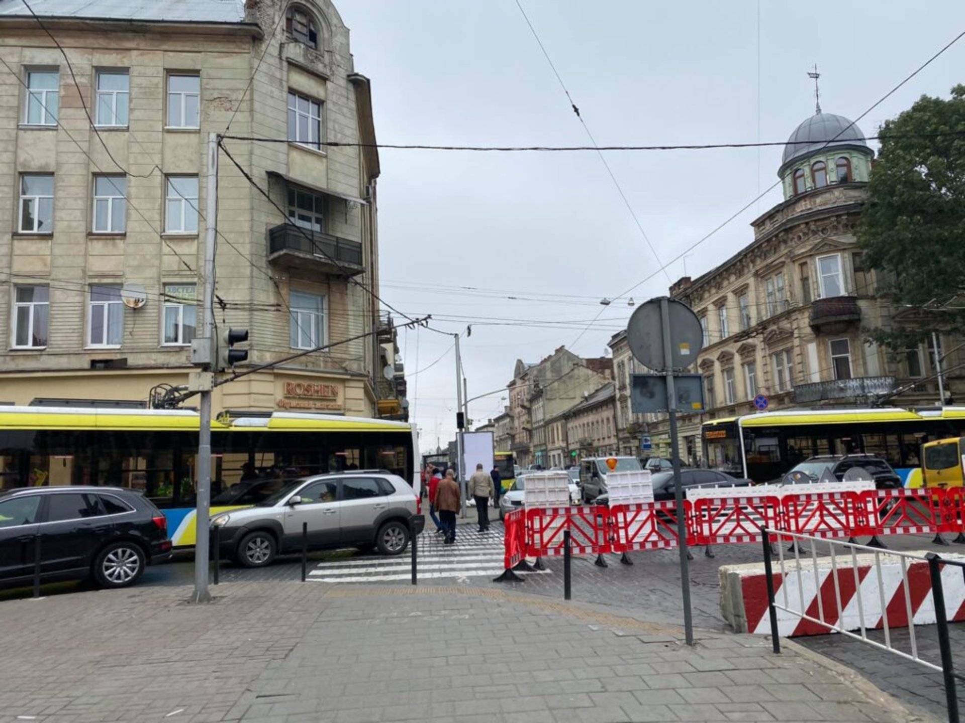 У Львові на вулиці Городоцькій зупинився рух транспорту, фото Святослав Товстига