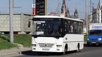 У Львівській ОДА розповіли, як будуть відновлювати рух маршруток у Рудне