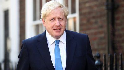 Прем'єр Британії за крок до вотуму недовіри