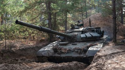 Силовики Білорусі занепокоєні будівництвом високого паркану і оглядових веж зі сторони України (ФОТО, ВІДЕО)