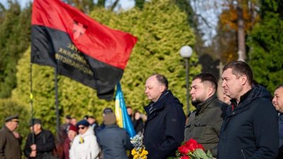 Садовий знову проігнорував річницю Листопадового Чину