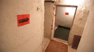 На Львівщині балансоутримувача зобов’язали впорядкувати дві захисні споруди, які здатні розмістити майже 200 осіб