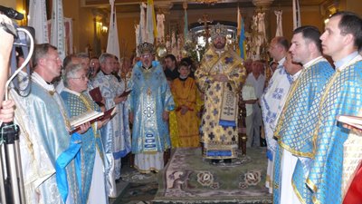 Глава УГКЦ Святослав освятив камінь під спорудження пам’ятника у Стрию (ВІДЕО)