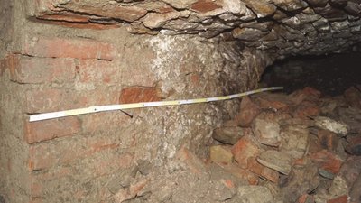 На Львівщині у центрі міста стався обвал (ФОТО)
