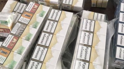 Польські митники затримали величезну контрабанду у водія українського автобусу