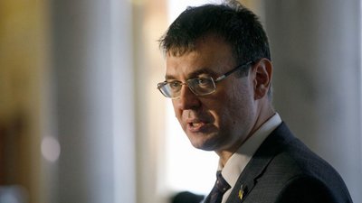 У Раді заговорили про повний локдаун із зупинкою громадського транспорту