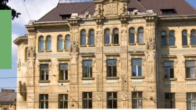 У Львові триває скандал через поліклініки