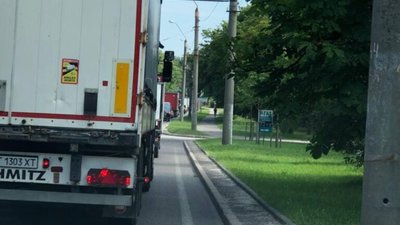 Львів’яни дякують Садовому та Зінкевичу за роботу світлофорів на Шевченка (ФОТО)